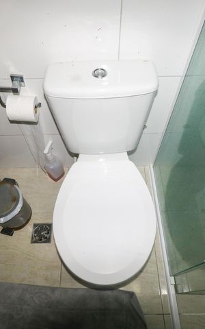Apartamento à venda com 150m², 3 quartos e 2 vagas Apartamento à venda com 150m², 3 quartos e 2 vagasBanheiro da Suíte