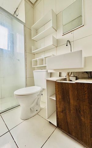 Apartamento à venda com 54m², 2 quartos e 1 vaga Apartamento à venda com 54m², 2 quartos e 1 vagaBanheiro