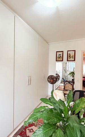 Apartamento à venda com 162m², 4 quartos e 2 vagas Apartamento à venda com 162m², 4 quartos e 2 vagasQuarto 1