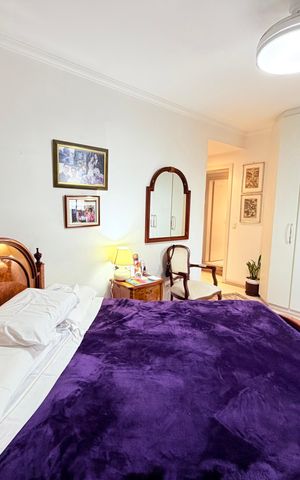 Apartamento à venda com 162m², 4 quartos e 2 vagas Apartamento à venda com 162m², 4 quartos e 2 vagasSuíte