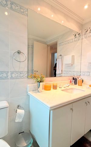 Apartamento à venda com 162m², 4 quartos e 2 vagas Apartamento à venda com 162m², 4 quartos e 2 vagasBanheiro Social