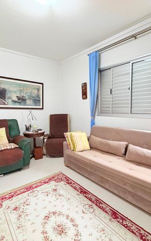 Apartamento à venda com 162m², 4 quartos e 2 vagas Apartamento à venda com 162m², 4 quartos e 2 vagasQuarto 2
