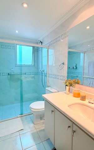 Apartamento à venda com 162m², 4 quartos e 2 vagas Apartamento à venda com 162m², 4 quartos e 2 vagasBanheiro Social
