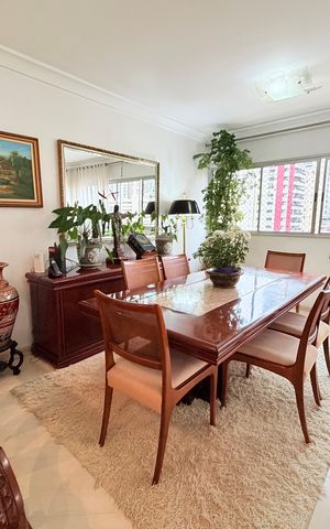 Apartamento à venda com 162m², 4 quartos e 2 vagas Apartamento à venda com 162m², 4 quartos e 2 vagasSala