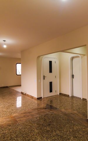 Apartamento à venda com 504m², 3 quartos e 4 vagas Apartamento à venda com 504m², 3 quartos e 4 vagasSala