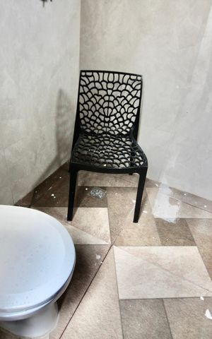 Casa à venda com 253m², 3 quartos e 2 vagas Casa à venda com 253m², 3 quartos e 2 vagasBanheiro 2