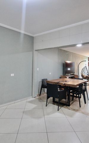 Casa à venda com 253m², 3 quartos e 2 vagas Casa à venda com 253m², 3 quartos e 2 vagasCozinha