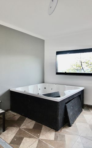 Casa à venda com 253m², 3 quartos e 2 vagas Casa à venda com 253m², 3 quartos e 2 vagasÁrea gourmet