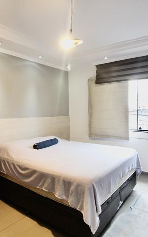 Casa à venda com 253m², 3 quartos e 2 vagas Casa à venda com 253m², 3 quartos e 2 vagasSuíte