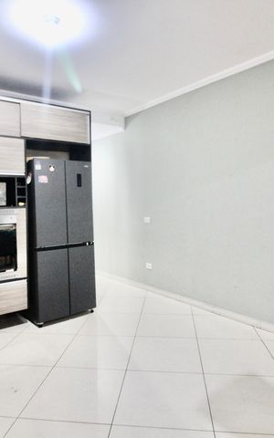 Casa à venda com 253m², 3 quartos e 2 vagas Casa à venda com 253m², 3 quartos e 2 vagasCozinha