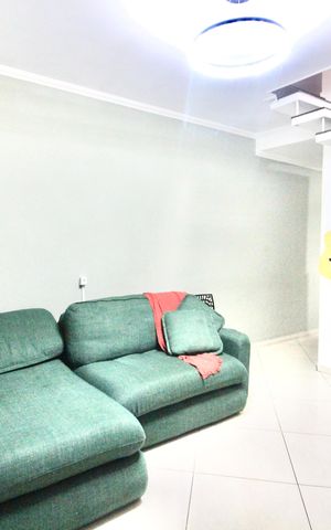 Casa à venda com 253m², 3 quartos e 2 vagas Casa à venda com 253m², 3 quartos e 2 vagasSala