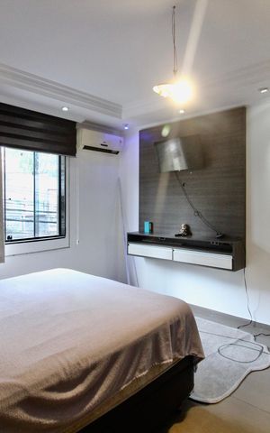Casa à venda com 253m², 3 quartos e 2 vagas Casa à venda com 253m², 3 quartos e 2 vagasSuite 1