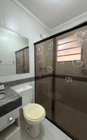 Casa de condomínio à venda com 155m², 3 quartos e 2 vagas Casa de condomínio à venda com 155m², 3 quartos e 2 vagasBanheiro Social