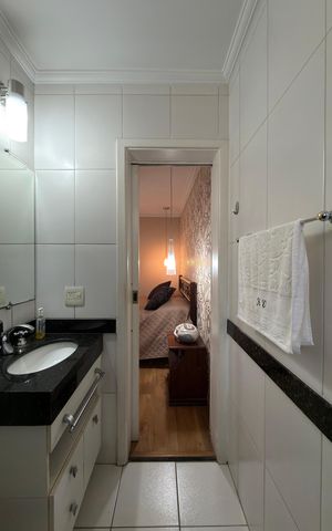 Casa de condomínio à venda com 155m², 3 quartos e 2 vagas Casa de condomínio à venda com 155m², 3 quartos e 2 vagasQuarto 1 - Suíte Banheiro