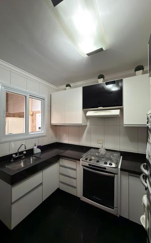 Casa de condomínio à venda com 155m², 3 quartos e 2 vagas Casa de condomínio à venda com 155m², 3 quartos e 2 vagasCozinha