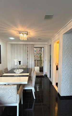 Casa de condomínio à venda com 155m², 3 quartos e 2 vagas Casa de condomínio à venda com 155m², 3 quartos e 2 vagasSala