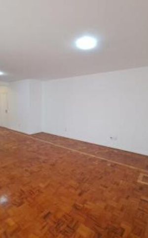 Apartamento à venda com 165m², 3 quartos e 1 vaga