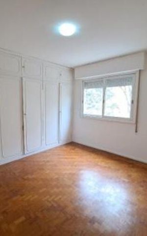 Apartamento à venda com 165m², 3 quartos e 1 vaga