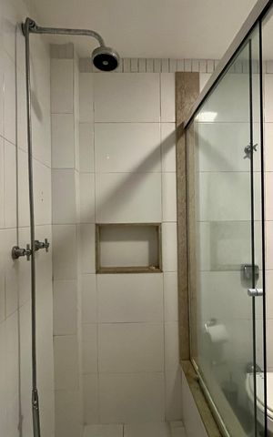 Apartamento para alugar com 130m², 2 quartos e 1 vaga