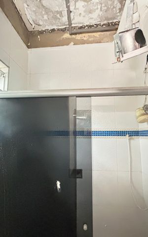 Casa para alugar com 660m², 3 quartos e 6 vagasBanheiro 2