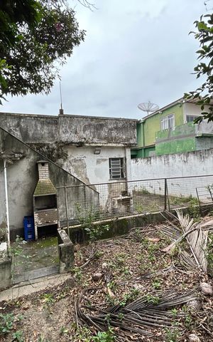 Casa para alugar com 660m², 3 quartos e 6 vagasQuintal
