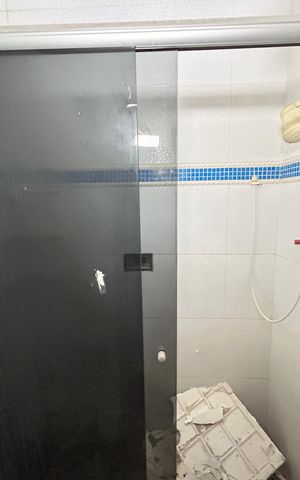 Casa para alugar com 660m², 3 quartos e 6 vagasBanheiro 2