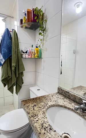 Apartamento à venda com 43m², 2 quartos e 1 vaga Apartamento à venda com 43m², 2 quartos e 1 vagaBanheiro