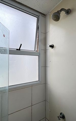 Apartamento à venda com 43m², 2 quartos e 1 vaga Apartamento à venda com 43m², 2 quartos e 1 vagaBanheiro