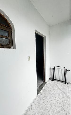 Casa para alugar com 98m², 2 quartos e 1 vaga Casa para alugar com 98m², 2 quartos e 1 vagaVaranda
