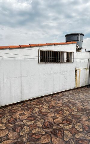 Casa para alugar com 98m², 2 quartos e 1 vaga Casa para alugar com 98m², 2 quartos e 1 vagaQuintal