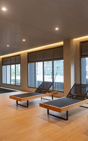 Studio para alugar com 25m², 1 quarto e sem vaga Studio para alugar com 25m², 1 quarto e sem vagaÁrea comum - Piscina coberta