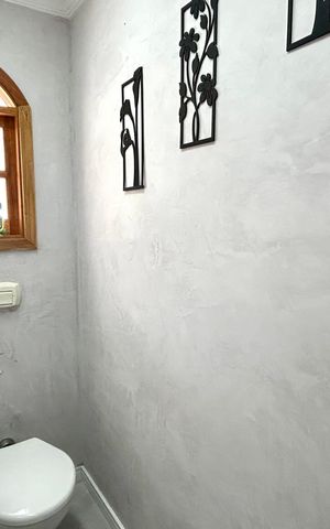 Casa à venda com 160m², 3 quartos e 2 vagas Casa à venda com 160m², 3 quartos e 2 vagasLavabo