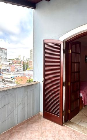 Casa à venda com 160m², 3 quartos e 2 vagas Casa à venda com 160m², 3 quartos e 2 vagasSacada da Suíte 2