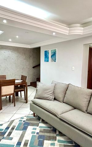 Casa à venda com 160m², 3 quartos e 2 vagas Casa à venda com 160m², 3 quartos e 2 vagasSala