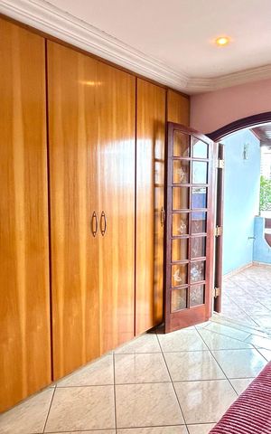 Casa à venda com 160m², 3 quartos e 2 vagas Casa à venda com 160m², 3 quartos e 2 vagasQuarto Suíte 2