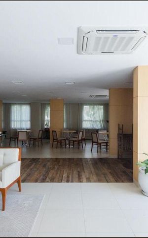 Apartamento à venda com 151m², 3 quartos e 2 vagas Apartamento à venda com 151m², 3 quartos e 2 vagasÁrea comum - Salão de festas