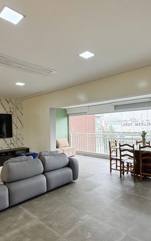 Apartamento à venda com 151m², 3 quartos e 2 vagas Apartamento à venda com 151m², 3 quartos e 2 vagasSala