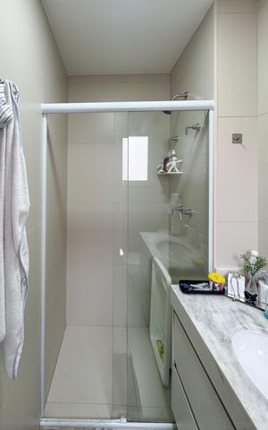 Apartamento à venda com 151m², 3 quartos e 2 vagas Apartamento à venda com 151m², 3 quartos e 2 vagasBanheiro - Suíte 1