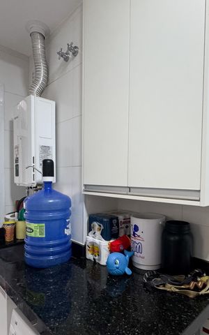Apartamento à venda com 151m², 3 quartos e 2 vagas Apartamento à venda com 151m², 3 quartos e 2 vagasÁrea de Serviço