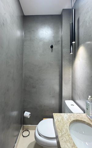 Apartamento à venda com 151m², 3 quartos e 2 vagas Apartamento à venda com 151m², 3 quartos e 2 vagasLavabo
