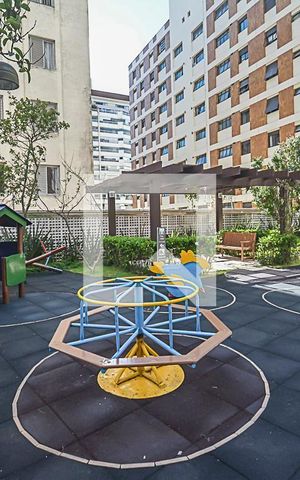 Apartamento à venda com 151m², 3 quartos e 2 vagas Apartamento à venda com 151m², 3 quartos e 2 vagasÁrea comum - Playground