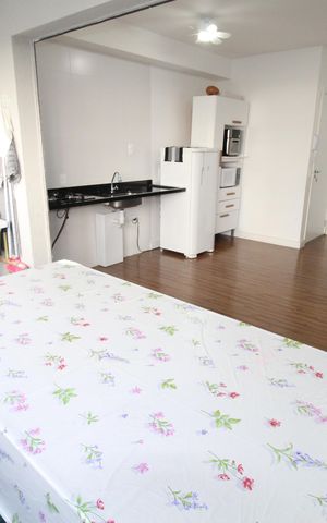 Apartamento para alugar com 76m², 3 quartos e sem vagaSacada