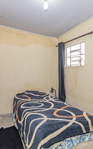 Casa à venda com 250m², 6 quartos e 1 vaga Casa à venda com 250m², 6 quartos e 1 vagaQuarto 2