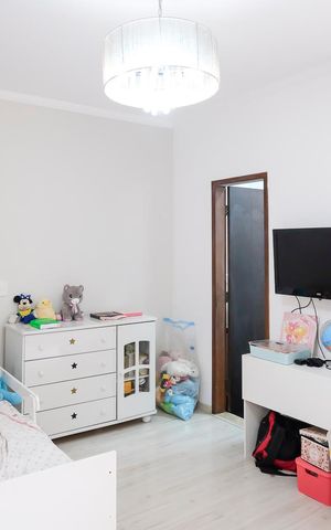 Casa para alugar com 215m², 3 quartos e 3 vagasSuíte 2