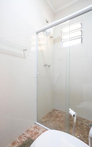 Casa para alugar com 215m², 3 quartos e 3 vagasBanheiro da suíte 1