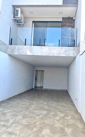 Casa à venda com 184m², 3 quartos e 2 vagas Casa à venda com 184m², 3 quartos e 2 vagasGaragem