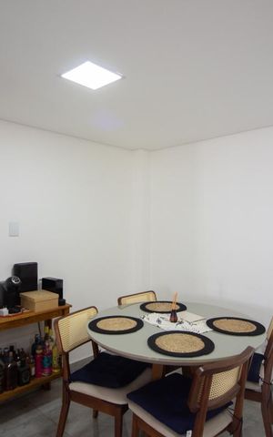 Casa à venda com 184m², 3 quartos e 2 vagas Casa à venda com 184m², 3 quartos e 2 vagasSala de Jantar