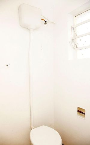 Apartamento à venda com 73m², 3 quartos e sem vagaBanheiro 2 Serviço
