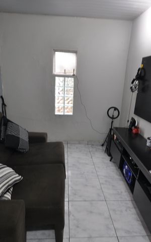 Casa para alugar com 44m², 1 quarto e sem vagaSala