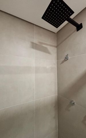 Apartamento à venda com 33m², 1 quarto e sem vaga Apartamento à venda com 33m², 1 quarto e sem vagaBanheiro da Suíte